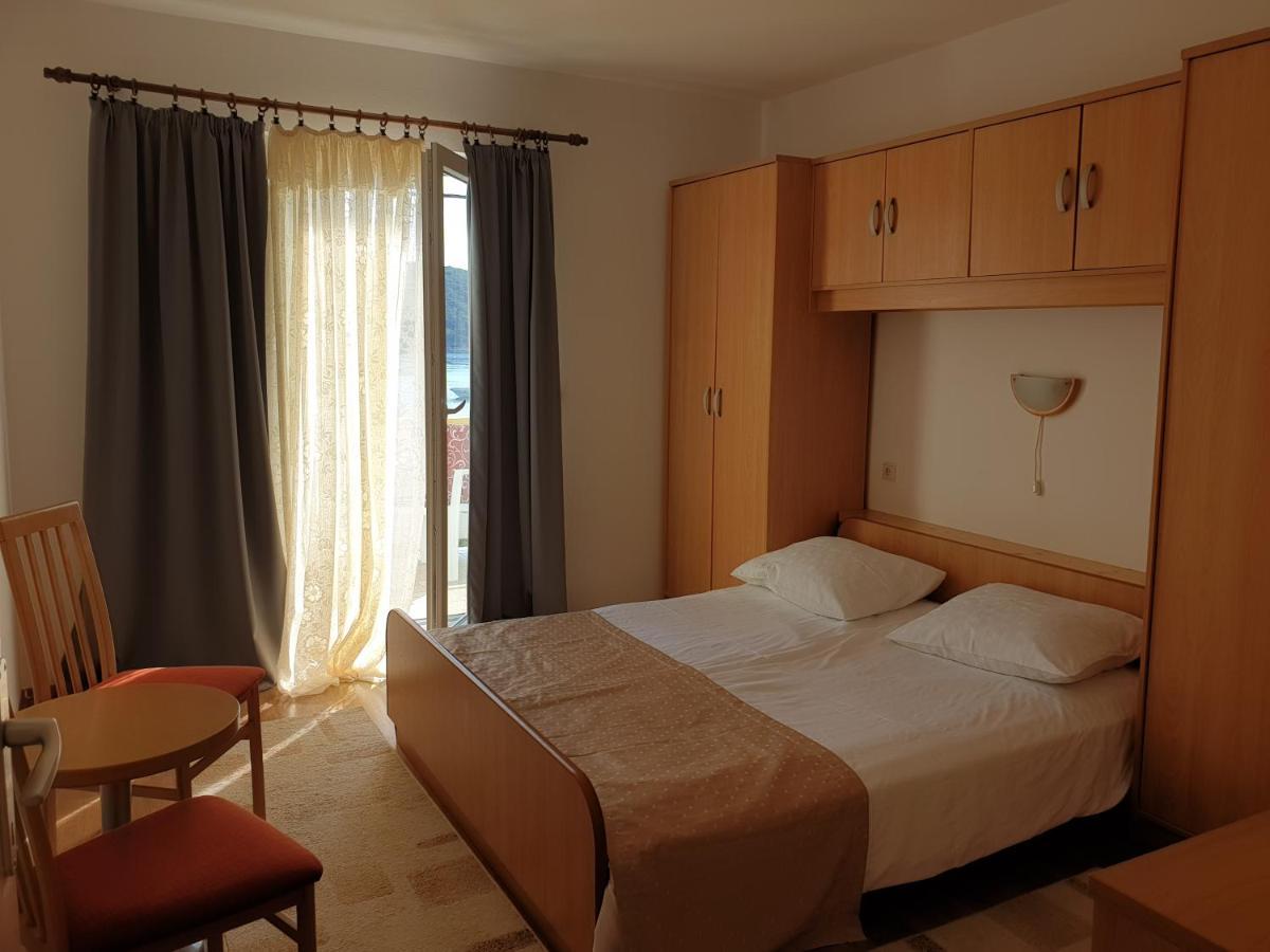 Apartmani I Sobe Jusic Раб Экстерьер фото