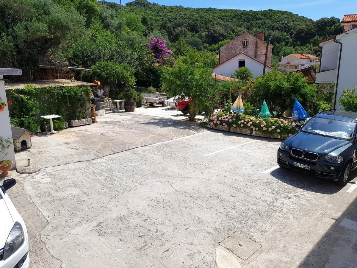 Apartmani I Sobe Jusic Раб Экстерьер фото