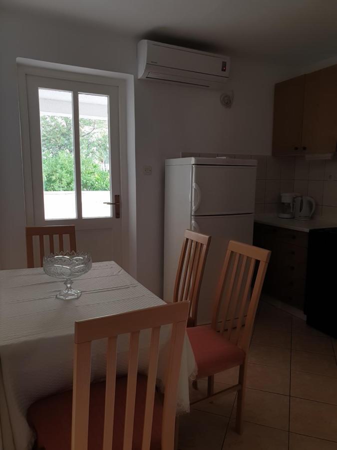 Apartmani I Sobe Jusic Раб Экстерьер фото