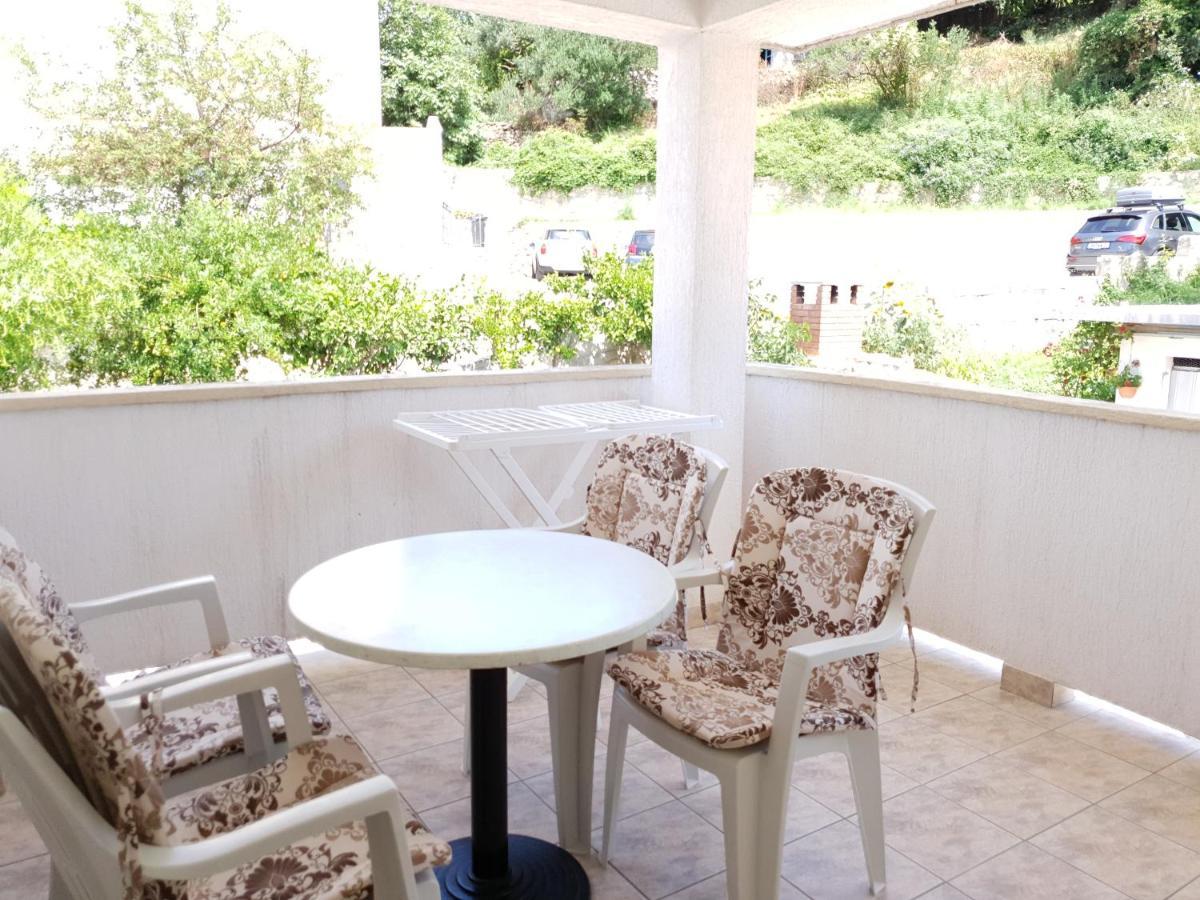 Apartmani I Sobe Jusic Раб Экстерьер фото