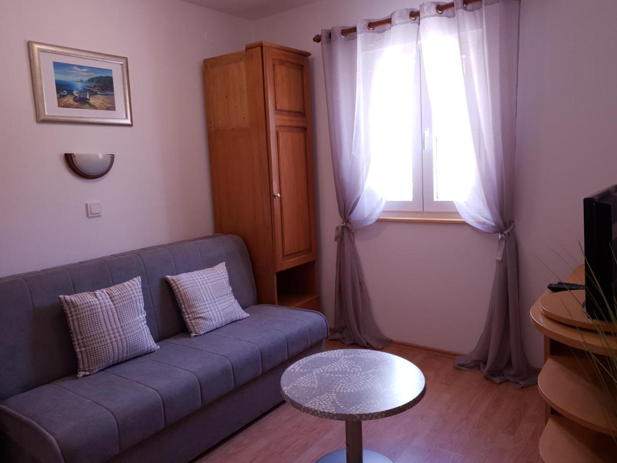 Apartmani I Sobe Jusic Раб Экстерьер фото