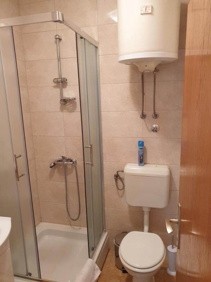 Apartmani I Sobe Jusic Раб Экстерьер фото