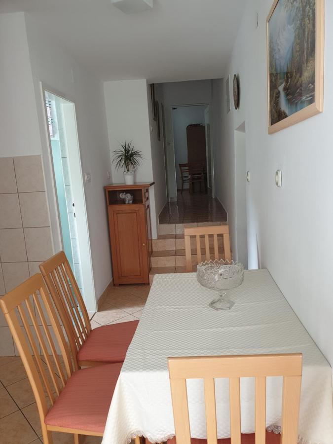 Apartmani I Sobe Jusic Раб Экстерьер фото