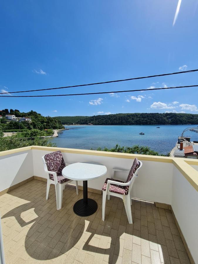 Apartmani I Sobe Jusic Раб Экстерьер фото