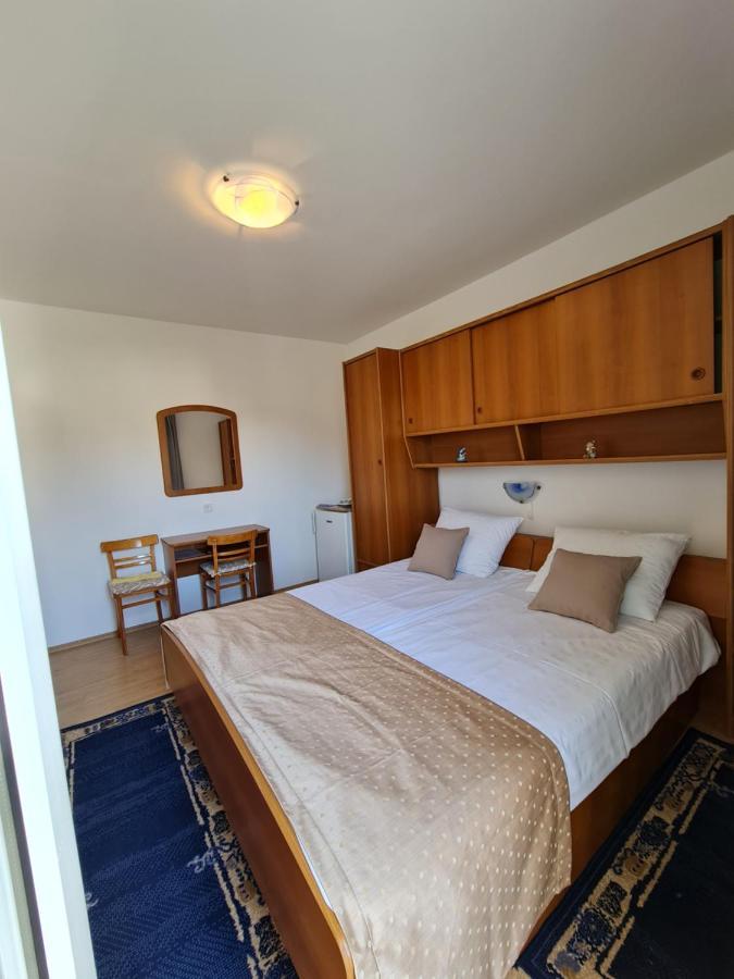 Apartmani I Sobe Jusic Раб Экстерьер фото